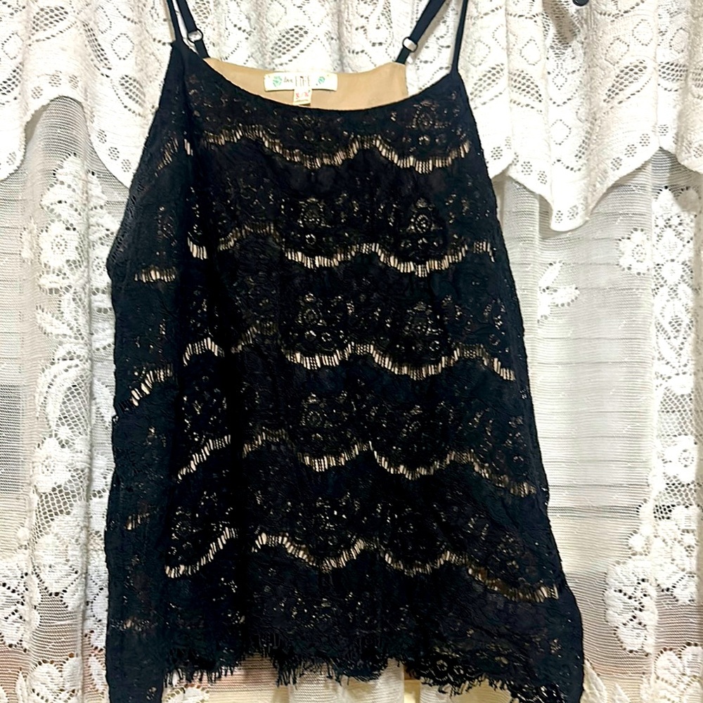 Elegant Black Lace Women’s Top